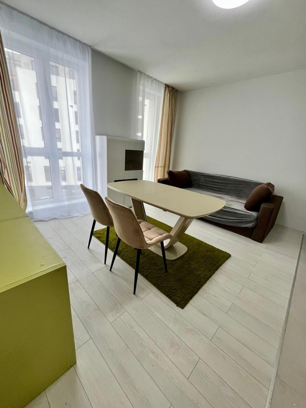 New Apartament Użhorod
